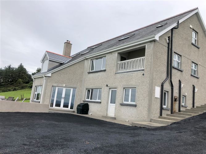https://photos-a.propertyimages.ie/media/4/7/3/4956374/138ae63a-5777-412f-ae5e-4a7bffc21d14_l.jpeg