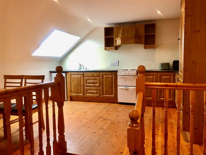 https://photos-a.propertyimages.ie/media/4/7/3/4956374/138ae63a-5777-412f-ae5e-4a7bffc21d14_l.jpeg