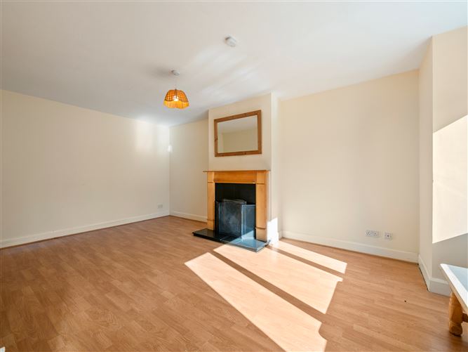 16 Bellevue Heights, New Ross, Wexford