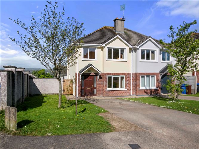 16 Bellevue Heights, New Ross, Wexford