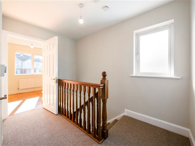 16 Bellevue Heights, New Ross, Wexford