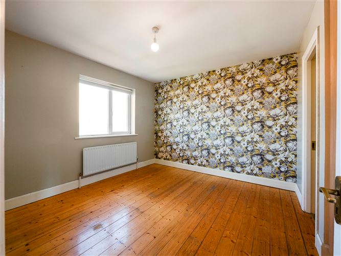 16 Bellevue Heights, New Ross, Wexford