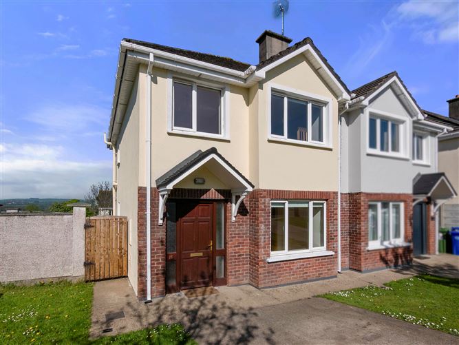 16 Bellevue Heights, New Ross, Wexford