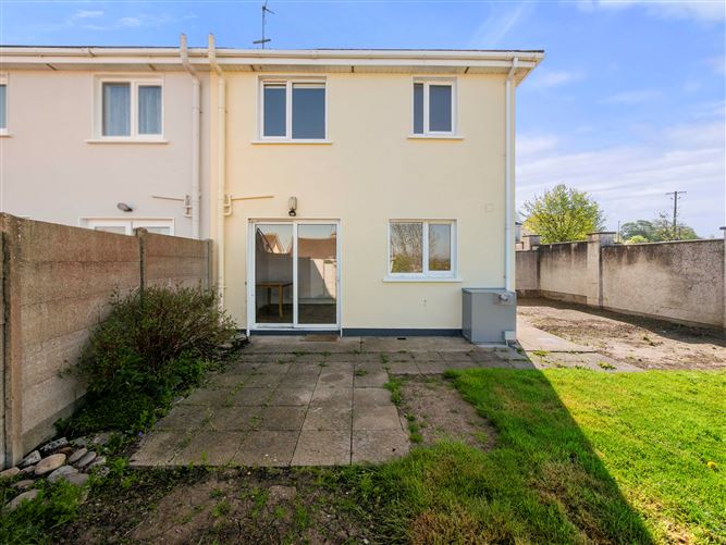 16 Bellevue Heights, New Ross, Wexford