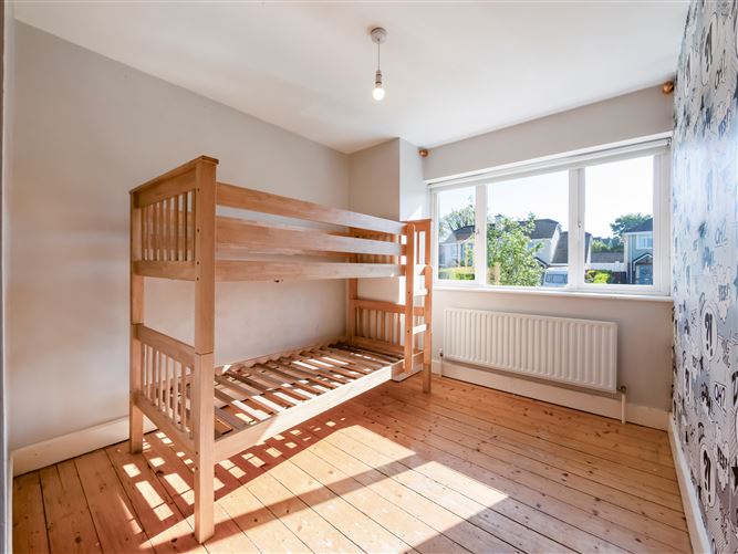 16 Bellevue Heights, New Ross, Wexford