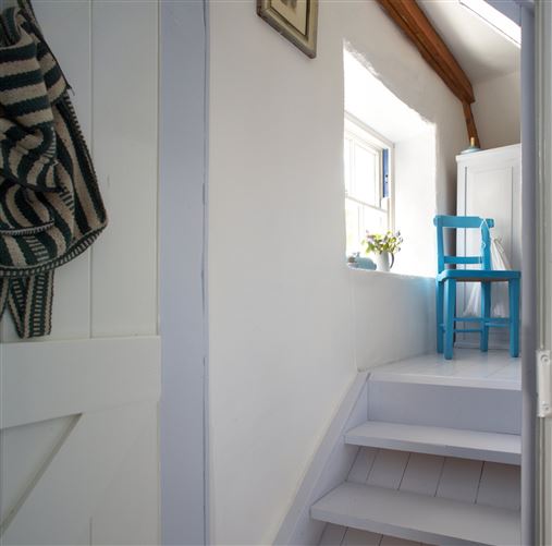 https://photos-a.propertyimages.ie/media/4/7/3/5015374/ad582e78-d07b-45c4-b18f-bd2489fe47bf_l.jpg