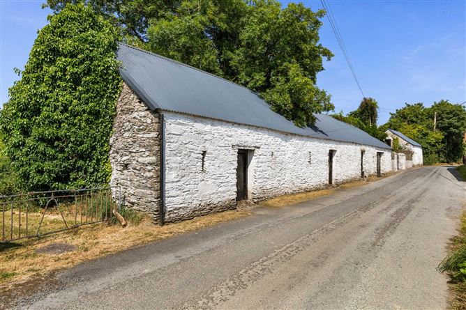 https://photos-a.propertyimages.ie/media/4/7/3/5015374/ad582e78-d07b-45c4-b18f-bd2489fe47bf_l.jpg