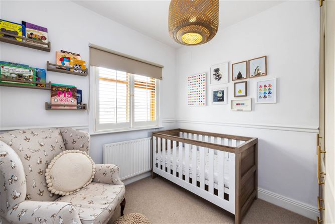 Photo 11 of 17 — 17 Kincora Drive, Clontarf, Dublin 3