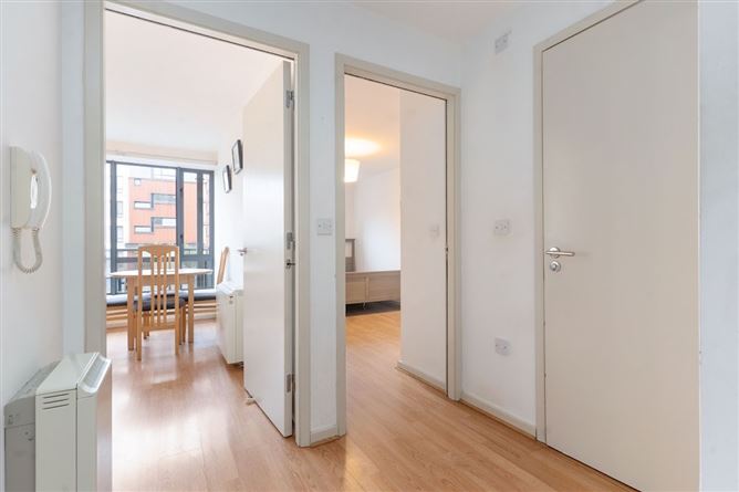 43 Clearwater Court South, Ashtown, Dublin