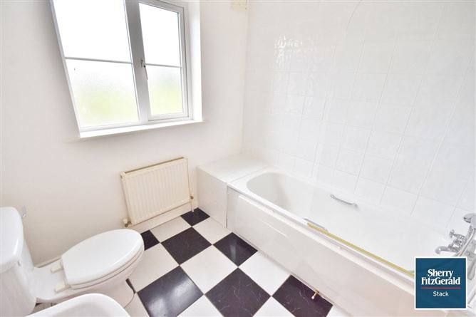 8 Hilltop, Bridge Road, Listowel, Co. Kerry