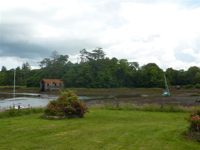 22 The Anchorage, The Quay, Westport, Co. Mayo