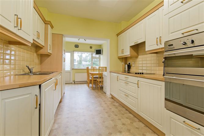 30 Marian Crescent, Rathfarnham, Dublin 14