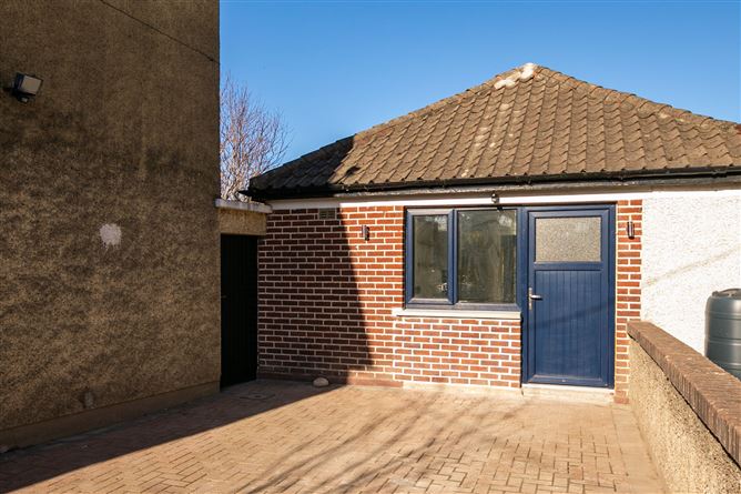 49 Dundela Park, Sandycove, County Dublin
