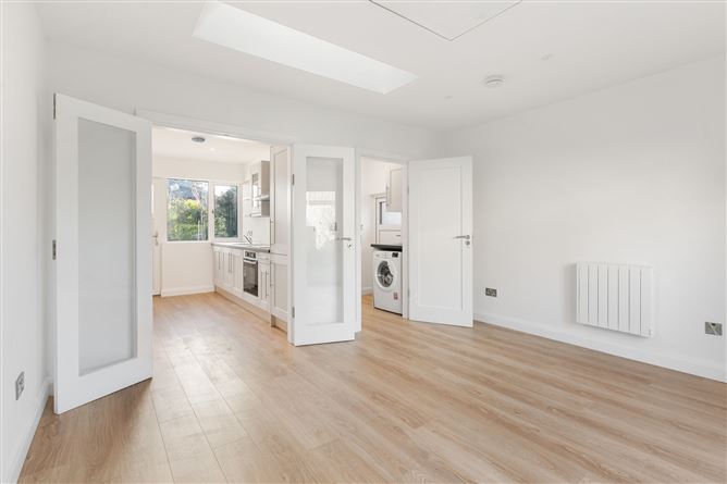 49 Dundela Park, Sandycove, County Dublin