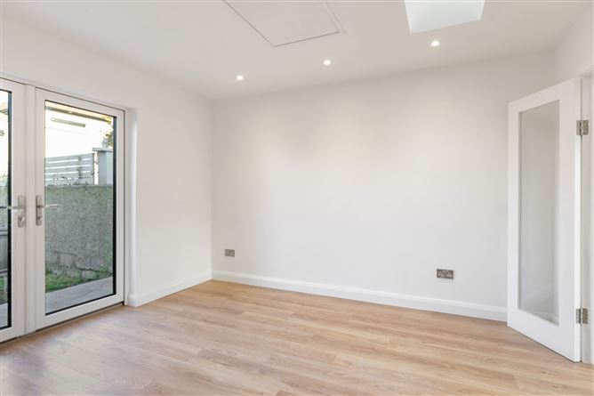 49 Dundela Park, Sandycove, County Dublin