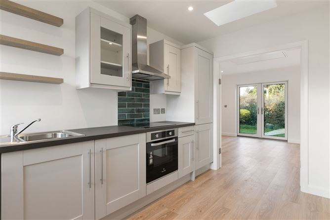 49 Dundela Park, Sandycove, County Dublin