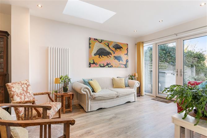 49 Dundela Park, Sandycove, County Dublin