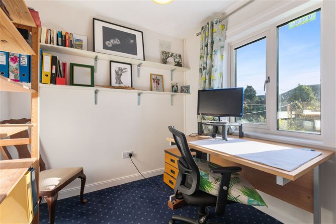 49 Dundela Park, Sandycove, County Dublin