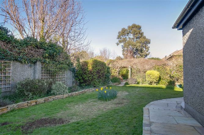49 Dundela Park, Sandycove, County Dublin