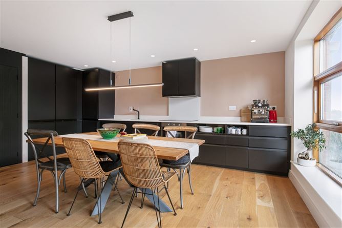 35 Steeven's Gate Apartments, James Street, Dublin 8