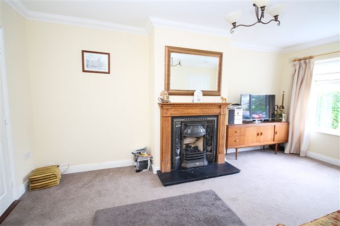 17 Woodstown Lane, Knocklyon, Dublin 16
