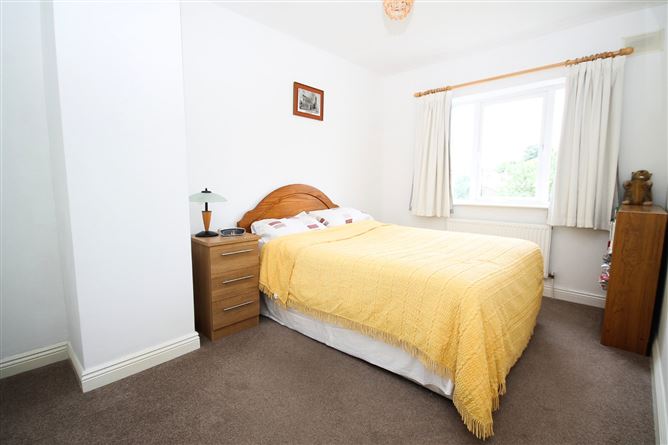 17 Woodstown Lane, Knocklyon, Dublin 16