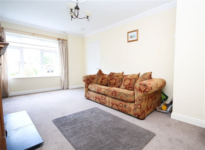 17 Woodstown Lane, Knocklyon, Dublin 16