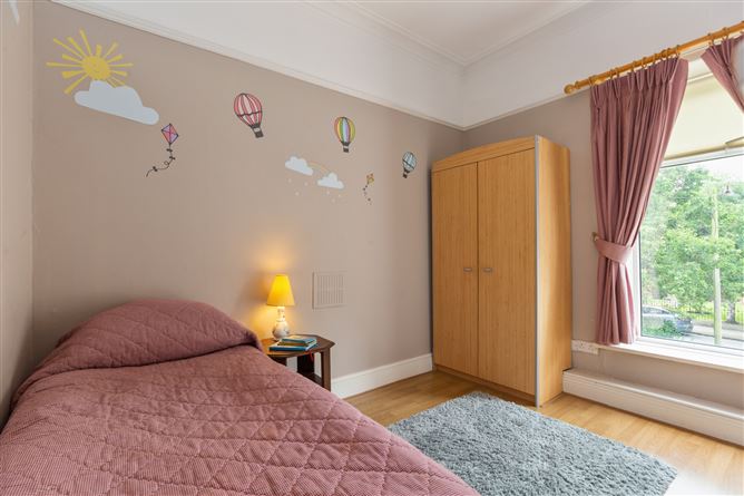 Rugglestone, 10 Pembroke Park, Ballsbridge, Dublin 4