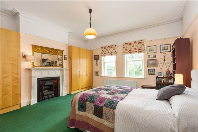 Rugglestone, 10 Pembroke Park, Ballsbridge, Dublin 4