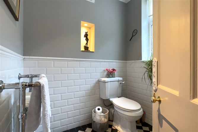 Rugglestone, 10 Pembroke Park, Ballsbridge, Dublin 4