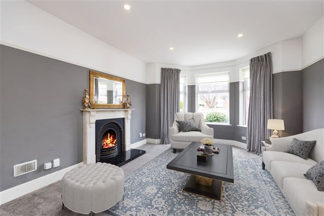 https://photos-a.propertyimages.ie/media/4/7/4/4907474/3bf9b551-1d0d-4a76-9ced-16e4cf6c7e6f_l.jpg