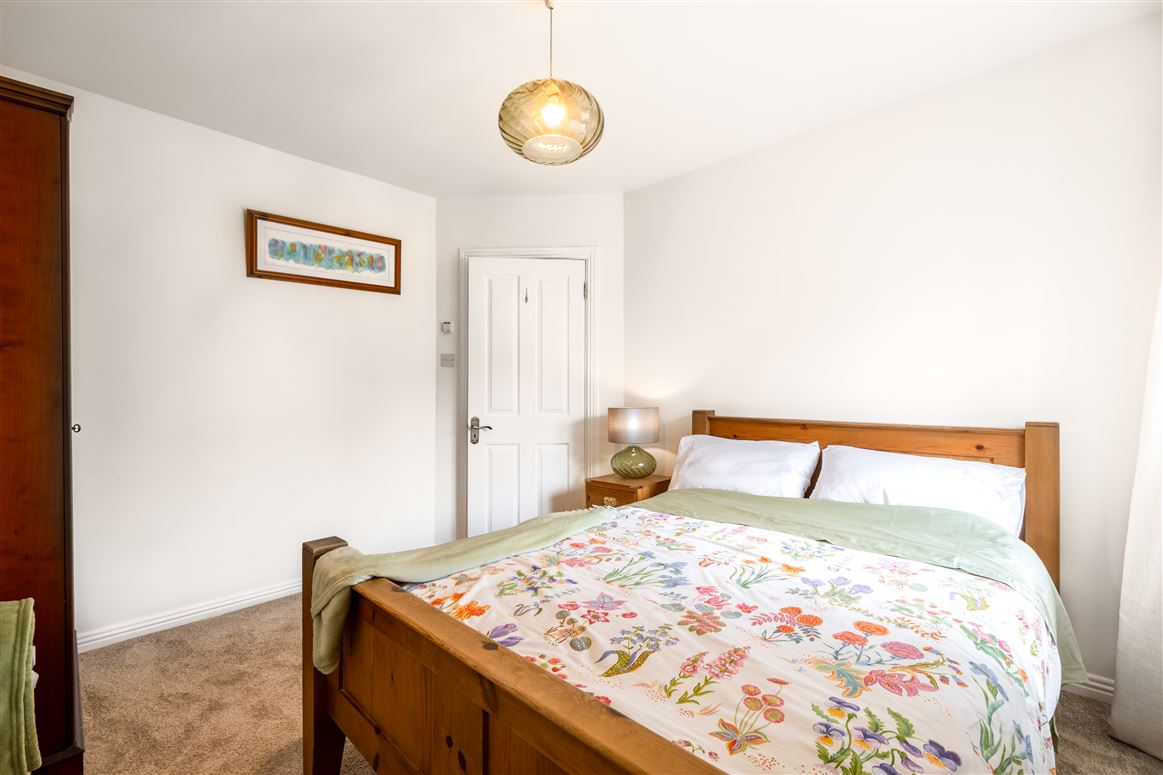 20 St Bridgets Place, Galway 20 St Bridgets Place, Galway