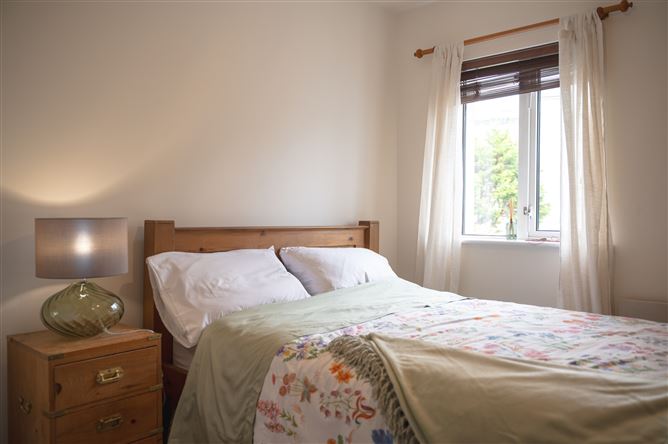 20 St Bridgets Place, Galway 