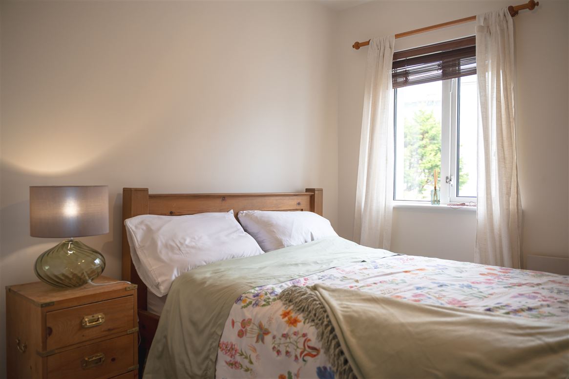 20 St Bridgets Place, Galway 20 St Bridgets Place, Galway