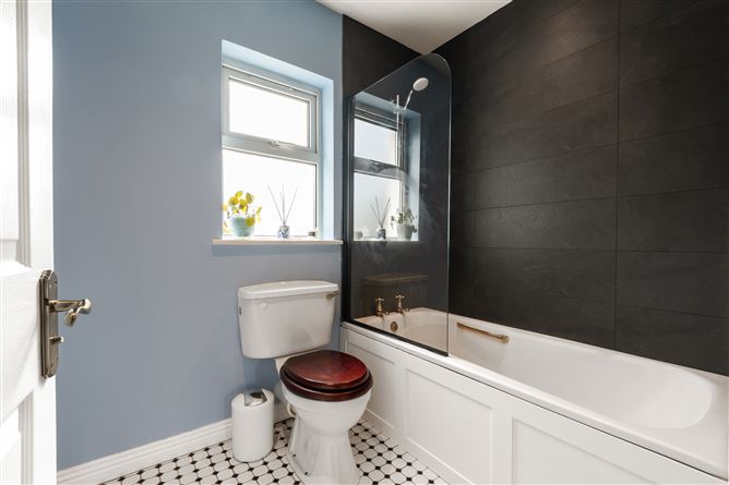 20 St Bridgets Place, Galway 