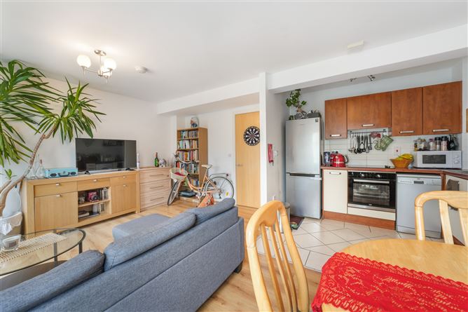 15 Marlfield Terrace, Kiltipper, Dublin 24