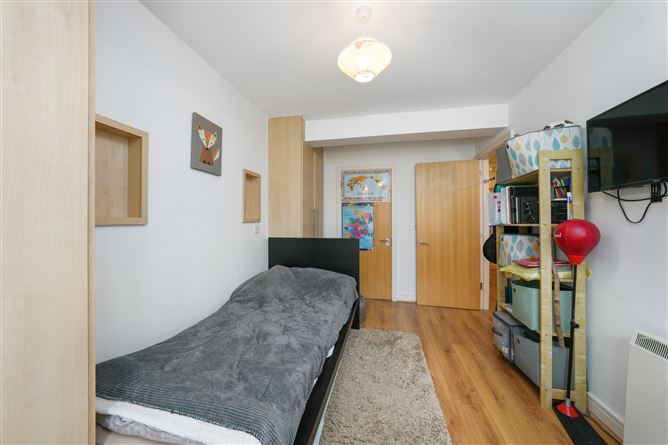 15 Marlfield Terrace, Kiltipper, Dublin 24