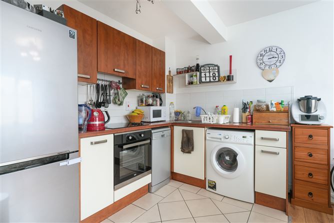 15 Marlfield Terrace, Kiltipper, Dublin 24