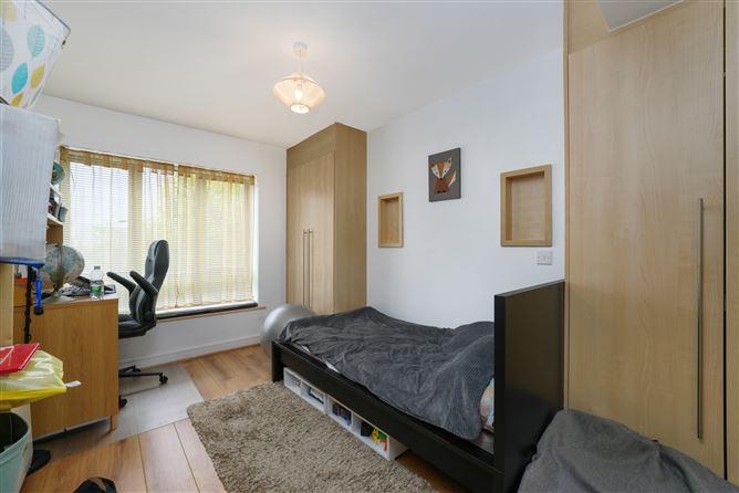 15 Marlfield Terrace, Kiltipper, Dublin 24