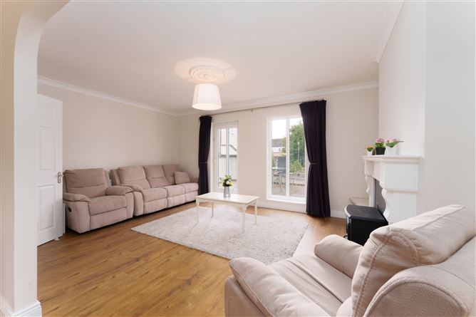 Photo 5 of 22 — 54 Ely Woods, Rathfarnham, Dublin 16