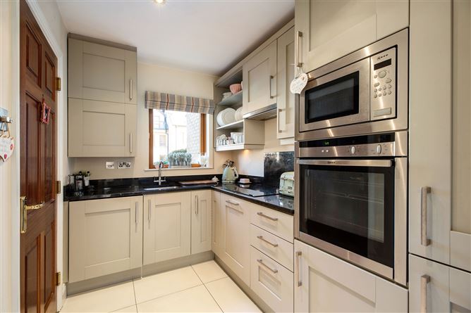 3 The Courtyard, Stepaside Park, Stepaside, Dublin 18
