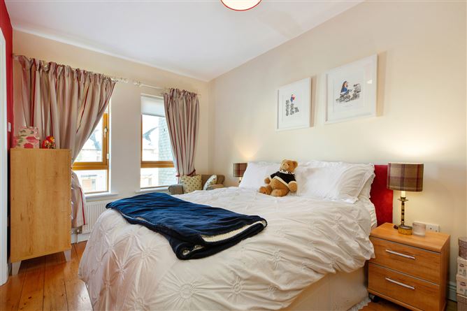 3 The Courtyard, Stepaside Park, Stepaside, Dublin 18