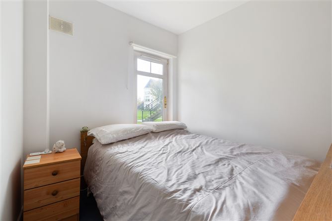 10 Holywell Crescent South, Swords, Dublin