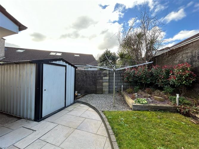 5 Foxwood Drive, Garryduff, Rochestown, Cork