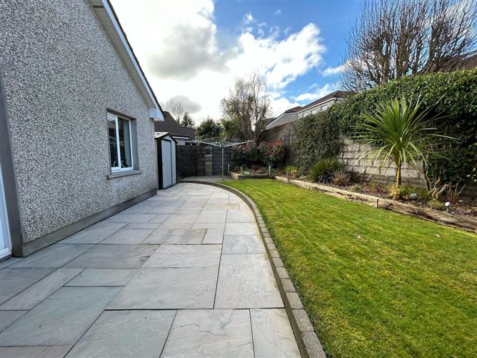5 Foxwood Drive, Garryduff, Rochestown, Cork