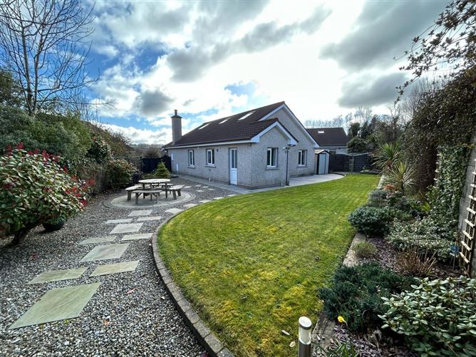 5 Foxwood Drive, Garryduff, Rochestown, Cork