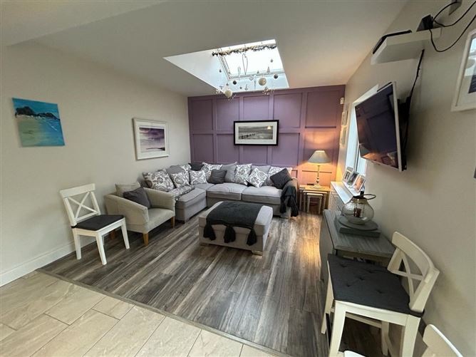 5 Foxwood Drive, Garryduff, Rochestown, Cork