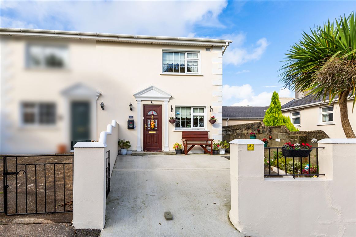2 Summergreen, Talbot Street, Wexford