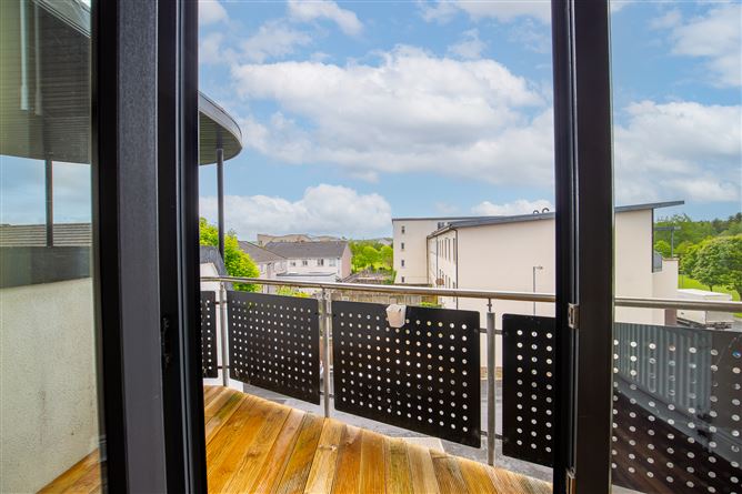 Photo 7 of 19 — 18 Caislen Thorlaigh, Doughiska, Galway City