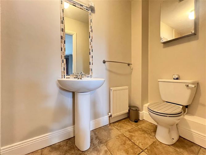 Photo 11 of 20 — 3 Glencarra Grove, Clonmel, County Tipperary